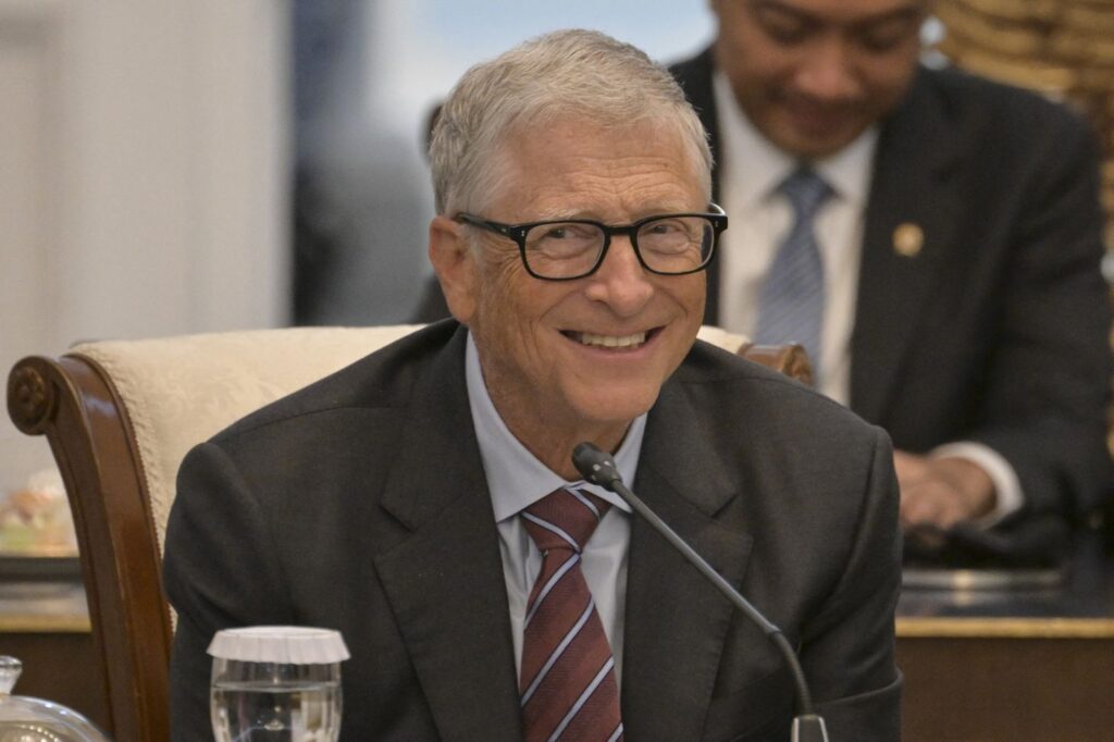 Bill Gates' Secrets to Surviving Market Downturns and Uncertain Times