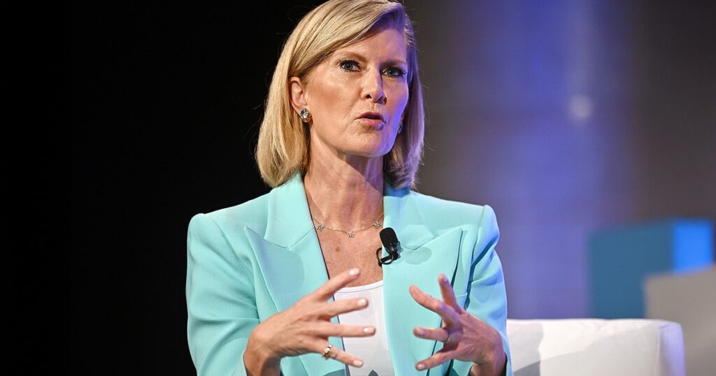 JPMorgan Wealth Chief Tied to Epstein in New Probe