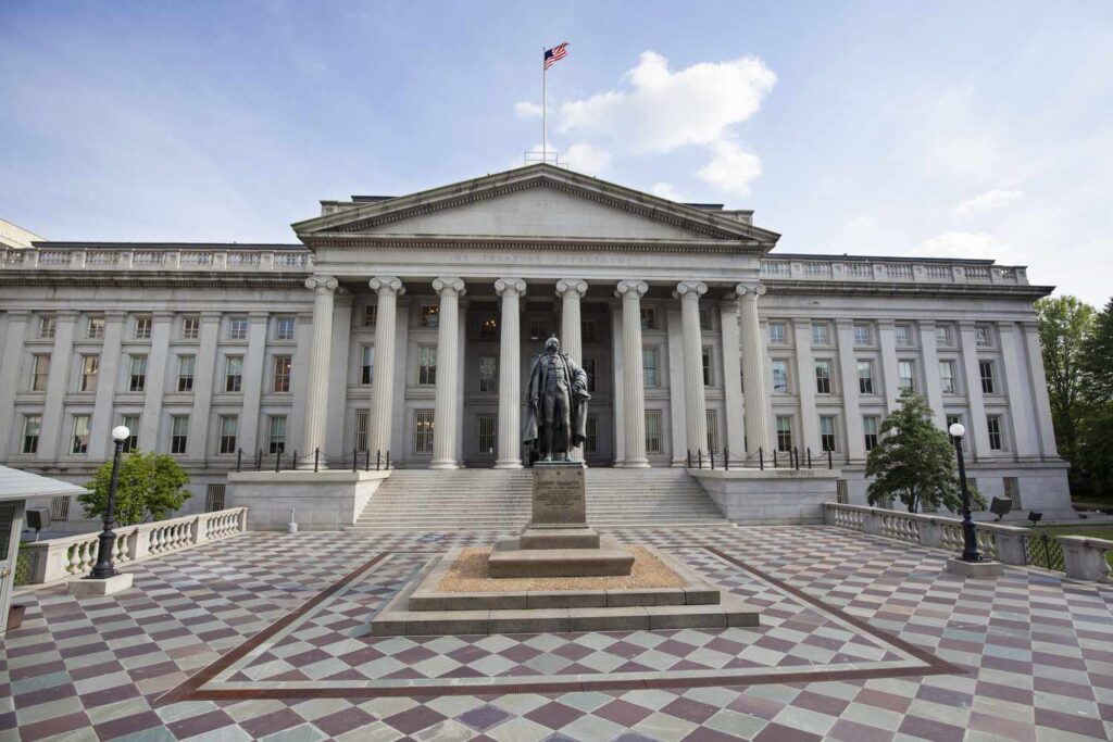 'Sell America' is Over—Global Investors Are Sticking With US Treasurys