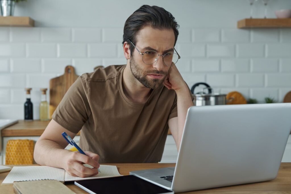 The Savings Secret Big Banks Don’t Want You to Know