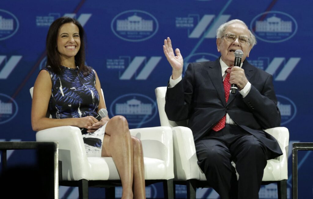 Warren Buffett's 4 Essential Tips Every Young Investor Needs to Know