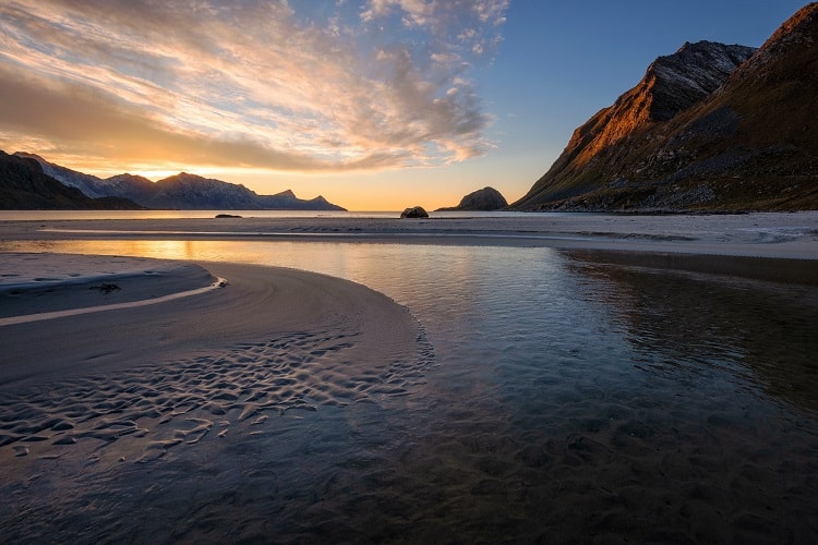 2026 TFSA Contributions – 5 Dividend Stocks We’re Considering » Tawcan Does it make sense to invest US dividend stocks in TFSA