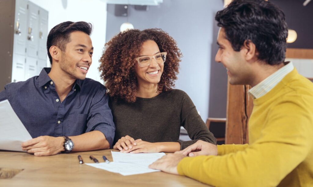 What to Say to a Mortgage Lender When Applying to Refinance